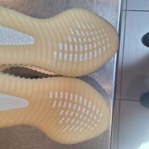 YEEZY Stylish Cream Sneakers